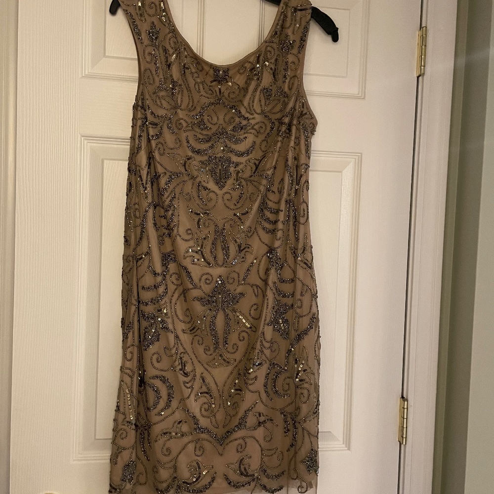 Adrianna Papell Women's short fully beaded dress, size 16 COLOR: nude/lead